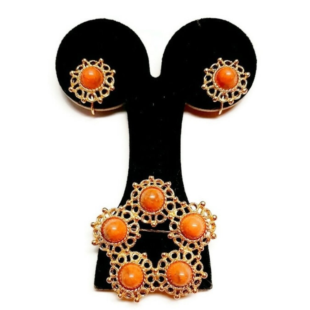 Vintage 1970s Sarah Coventry Coral Stone Circle Pin And Earrings Set Valencia